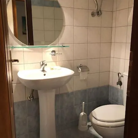 Olympus Touch - διώροφη μεζονέτα με σοφίτα που αγγίζει τον όλυμπο! Litochoro