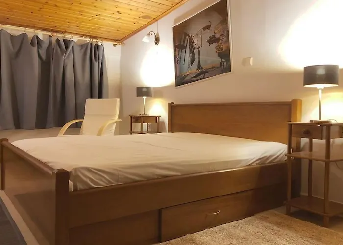 Olympus Touch - διώροφη μεζονέτα με σοφίτα που αγγίζει τον όλυμπο! Lejlighed